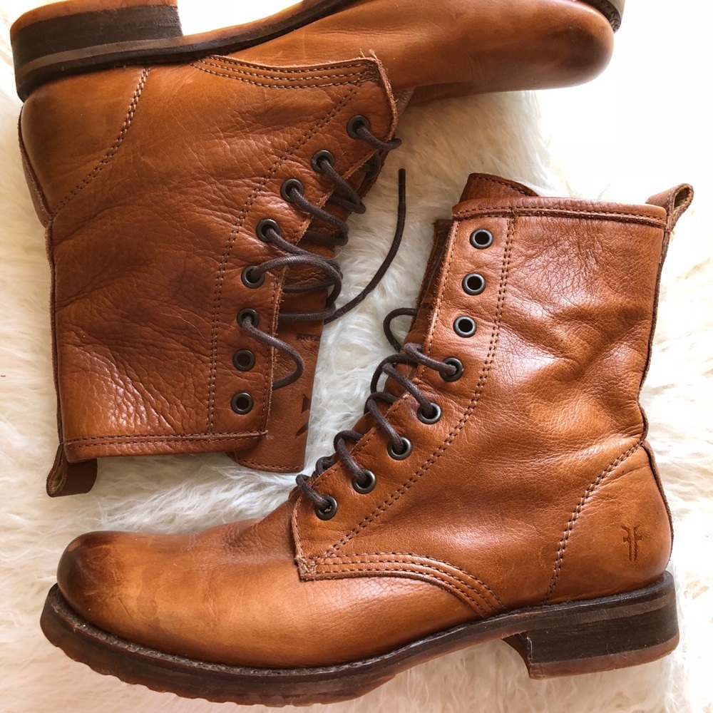 Frye Women’s Veronica Lace-up Leather Combat Boots